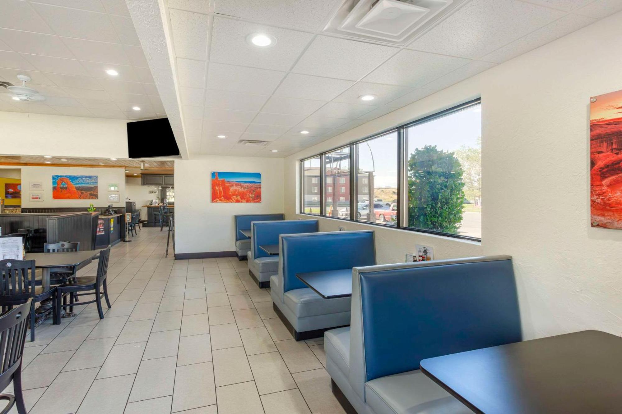 Comfort Suites Ogden Conference Center מראה חיצוני תמונה