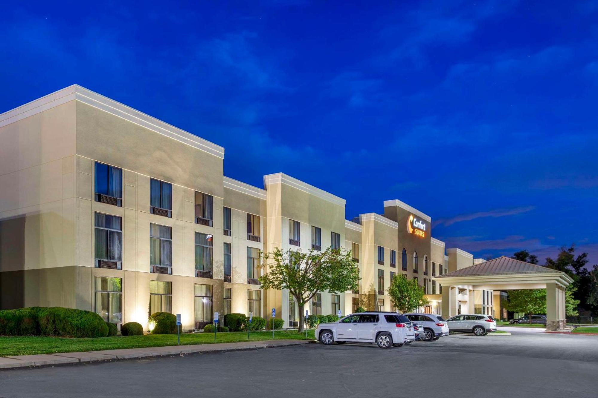 Comfort Suites Ogden Conference Center מראה חיצוני תמונה