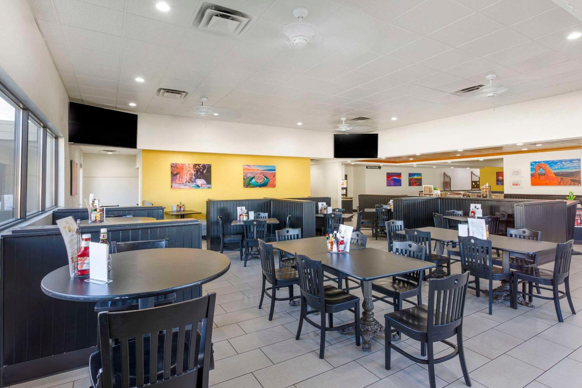 Comfort Suites Ogden Conference Center מראה חיצוני תמונה
