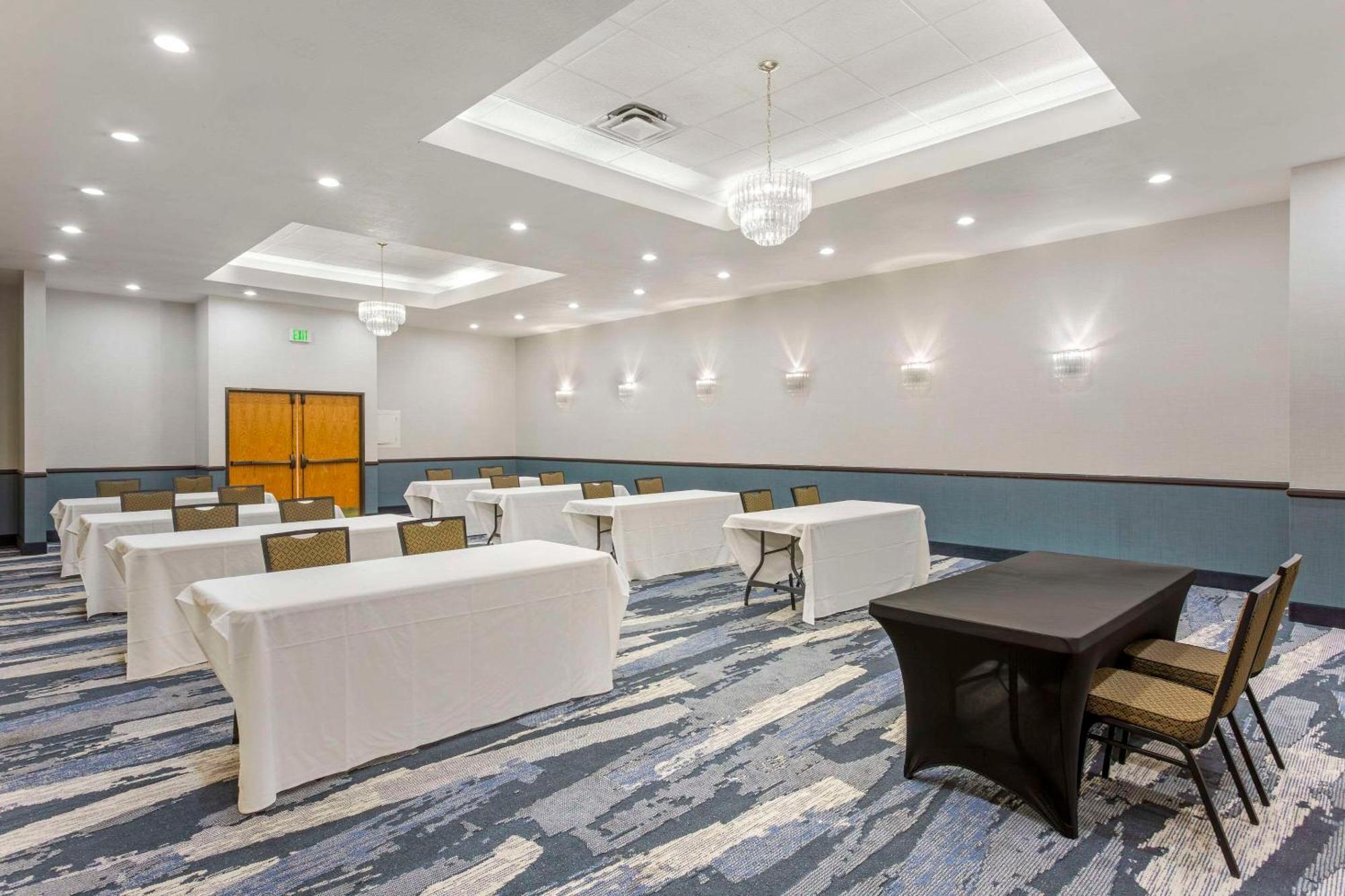 Comfort Suites Ogden Conference Center מראה חיצוני תמונה